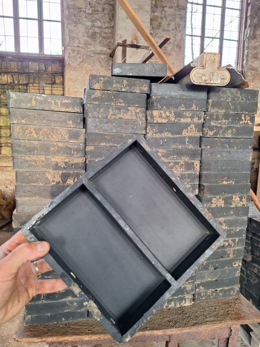 Форми для тротуарної плитки