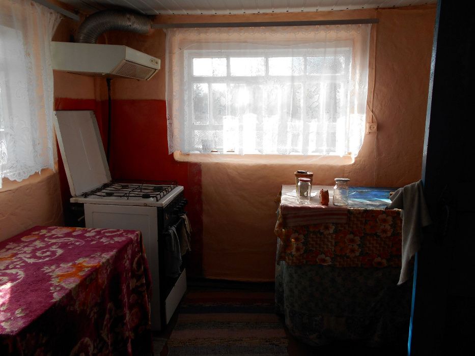 Добротный дом в селе Иржавец (Ичнянский район,Черниговская область).