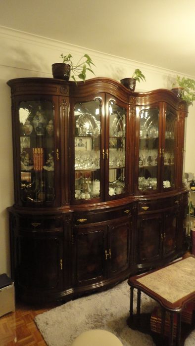 Mobiliário de sala estilo clássico