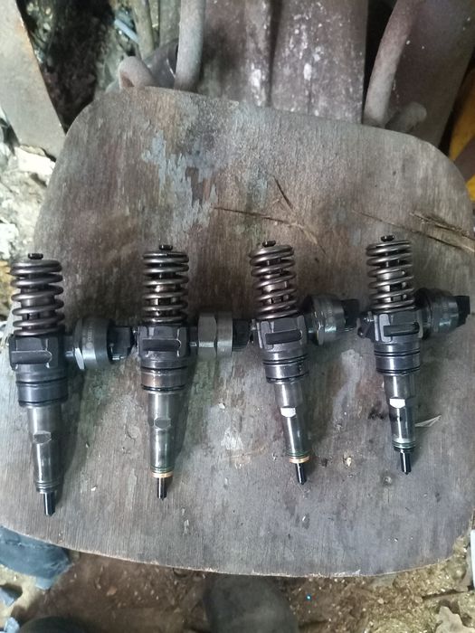 Насос Форсунки 1.9тд