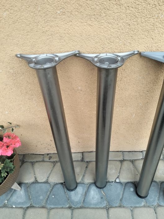 Nogi do  stołu metalowe z regulacj