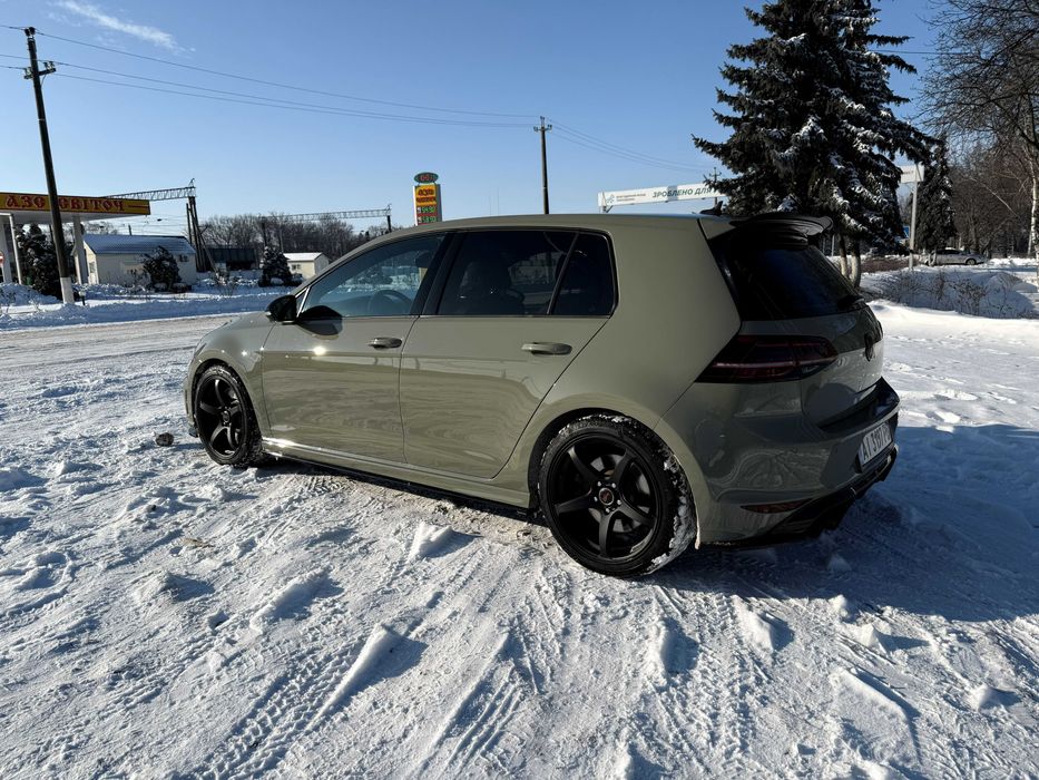 Volkswagen Golf R MK7