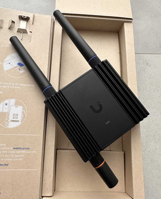 Router Ubiquiti UMR-Ultra 4G LTE - GWARANCJA