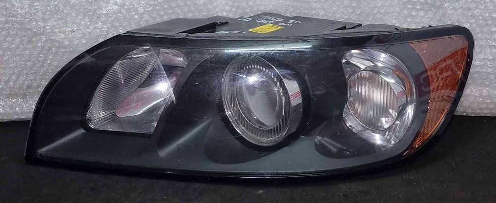 Ótica / Farol Esquerdo 30698873LH - VOLVO S40 II