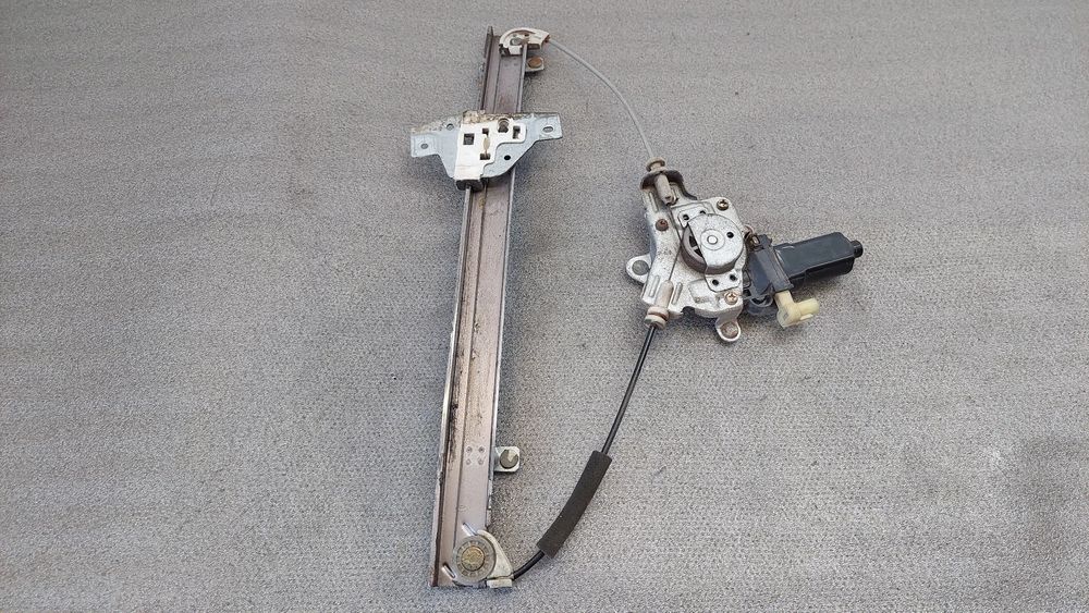 Elevador vidros frente esquerdo HYUNDAI Getz (TB)