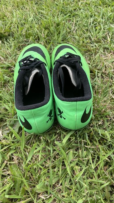 Бутсы найк.