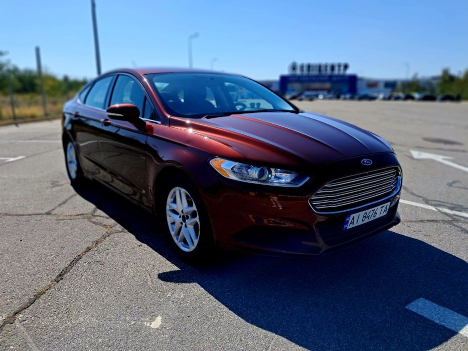 Ford Fusion SE 2015