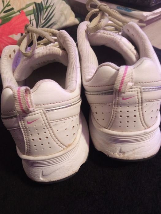 Buty Nike damskie