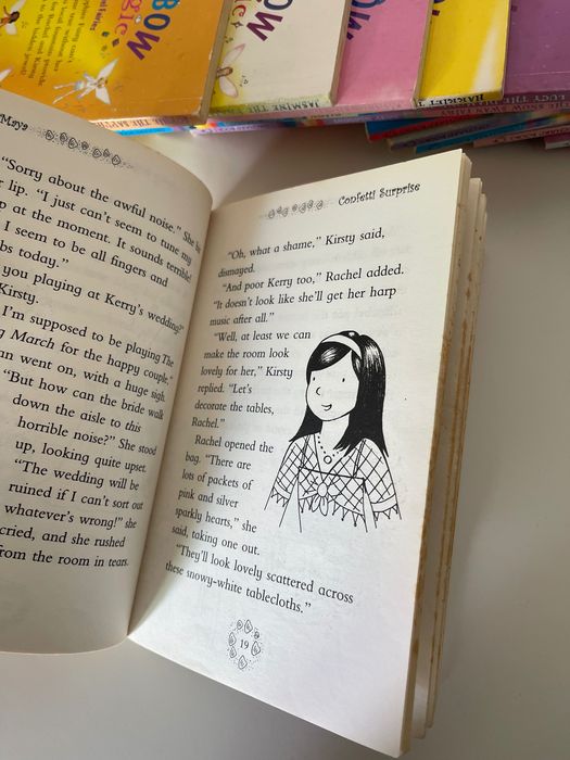 14 livros da série infantil Rainbow Magic em inglês