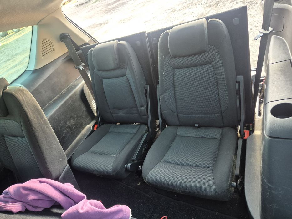 3rzad foteli ford s-max