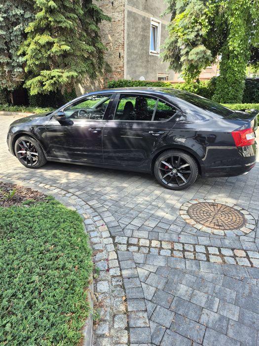 Skoda VRS. Salon Polska