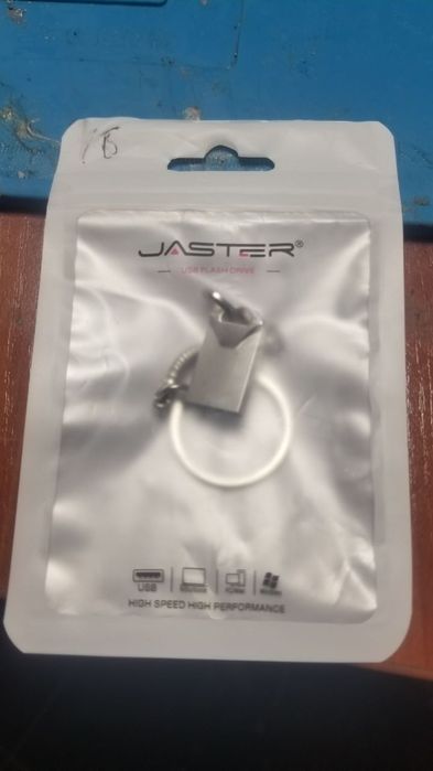 Флешки с музыкой в авто. Запись музыки на заказ. Любая музыка. Сборник