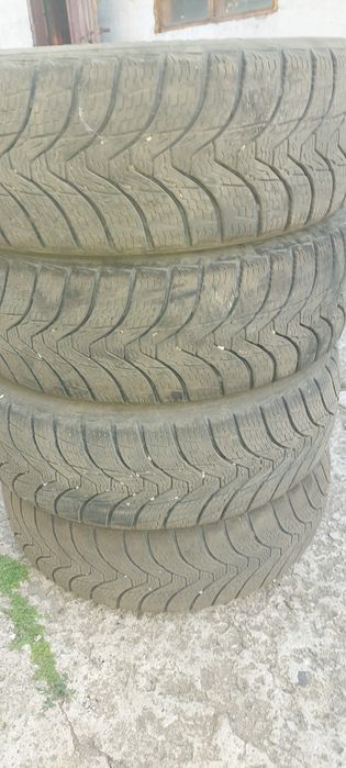 Шини  185/60 r15