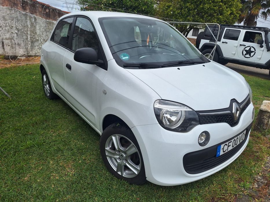 Twingo 1.0 SCe 2019 ( valor mais baixo )