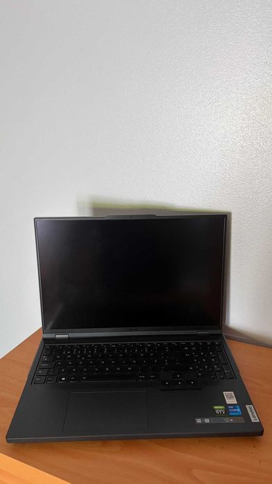 Legion Pro 5 i7-13700HX  RTX 4070  16GB  1TB SSD  Garantia até 08/2026