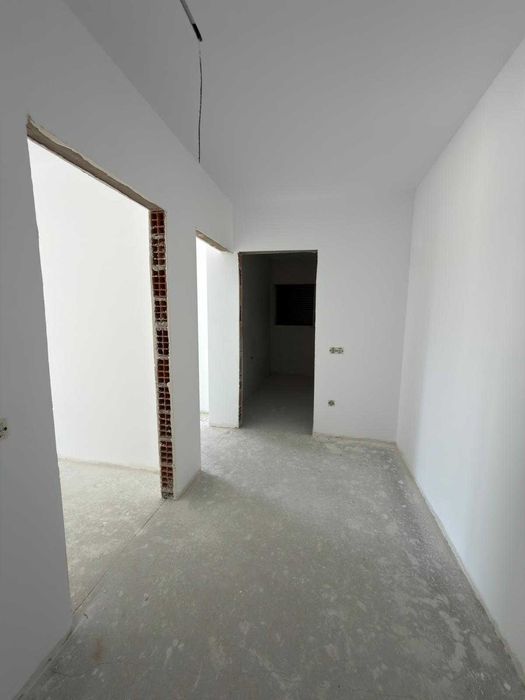 Moradia T4 geminada, térrea, com jardim e garagem em Condeixa-a-Nova
