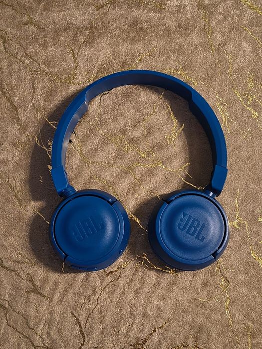 Witam sprzedam słuchawki JBL T450BT