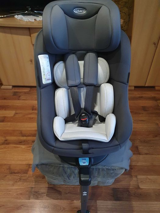 Fotelik  Graco obrotowy Turn2Me 0- 18kg z ISOFIX