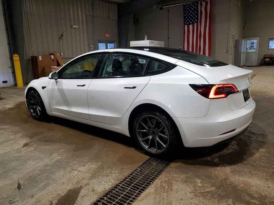Бампер Tesla Model  M3 Розборка Тесла модель 3 Тесла 3
