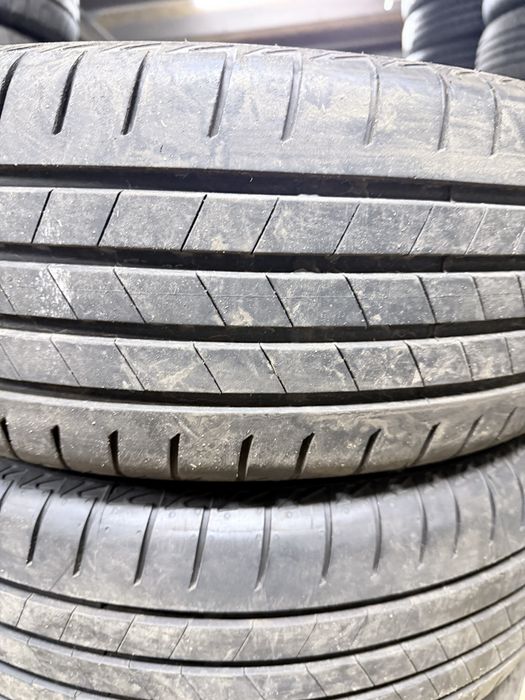 Шини літні 215/60/17 Bridjestone  turanza T005
