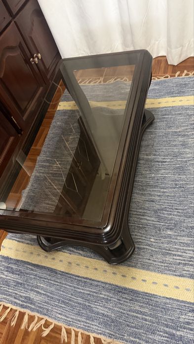 Vendo armário completo + mesa de centro