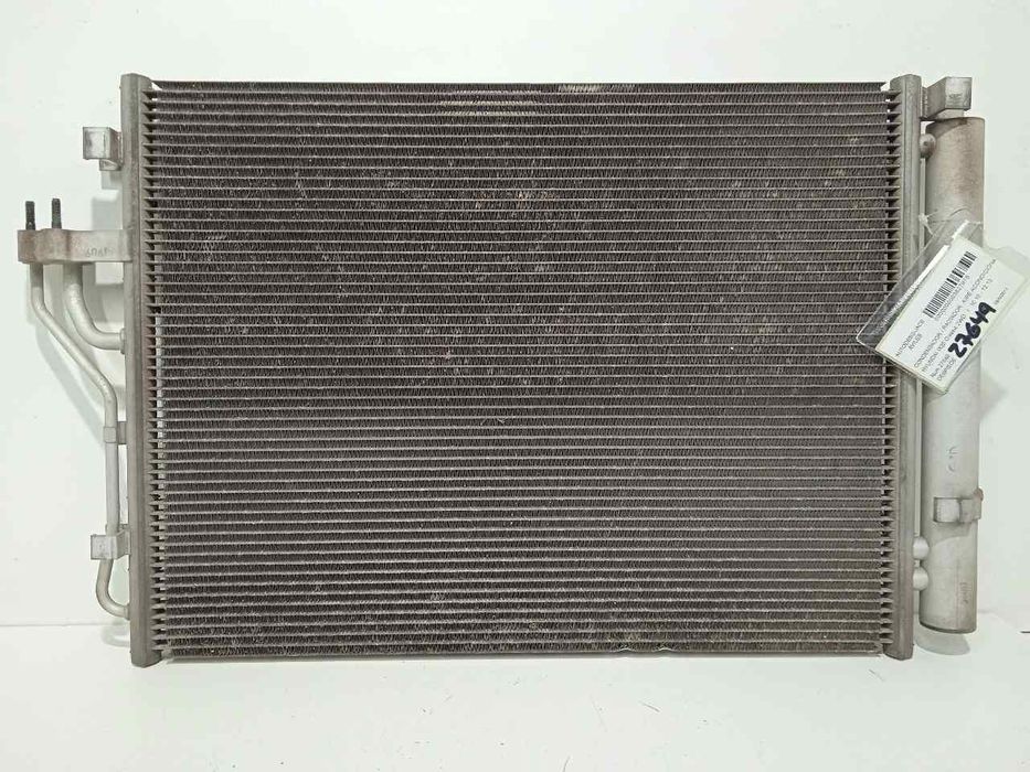 Condensador De Radiador De Ar Condicionado Hyundai Ix35 Ellm