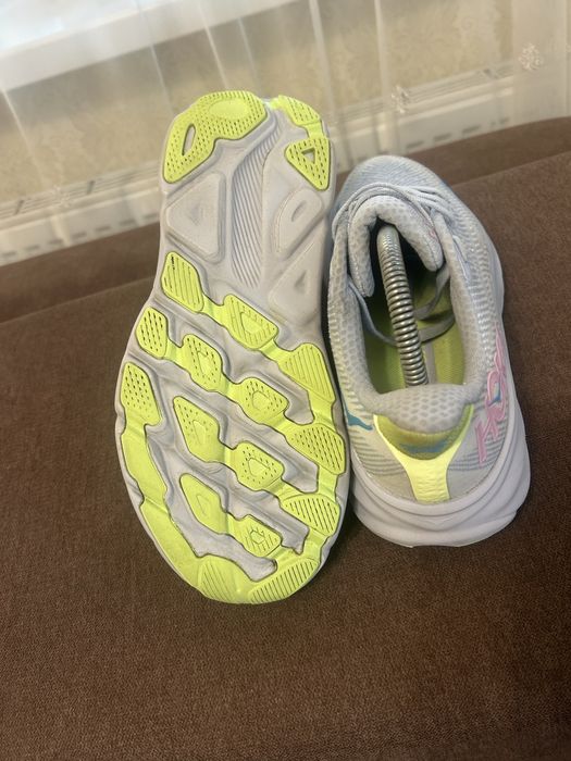 Жіночі Кросівки Hoka One One Clifton 9