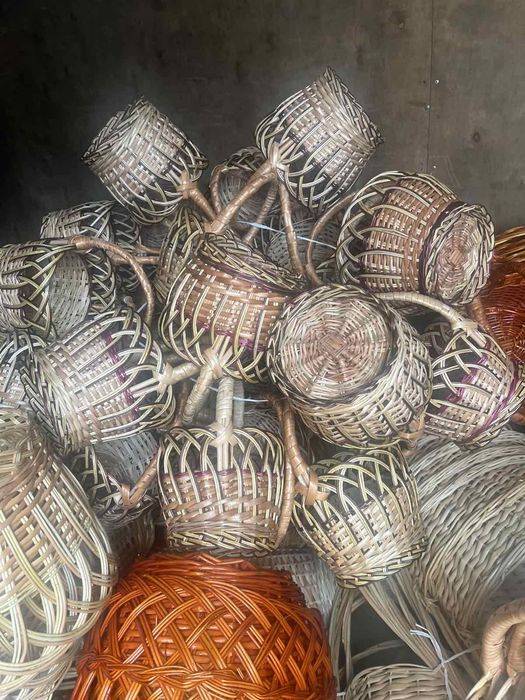 Польські вибілені  великодні кошики білі з Польщі купити гуртом