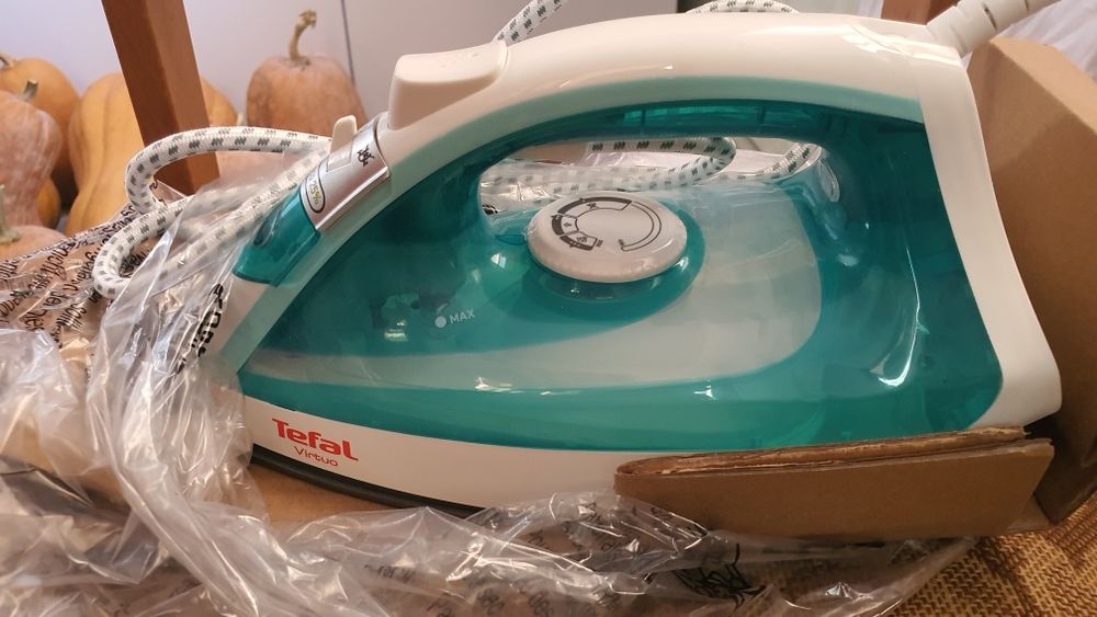 Праска, Утюг Tefal Virtuo FV1710