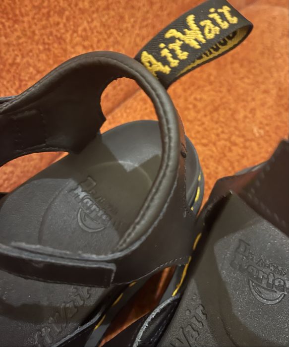 Dr.Martens жіночі сандалі