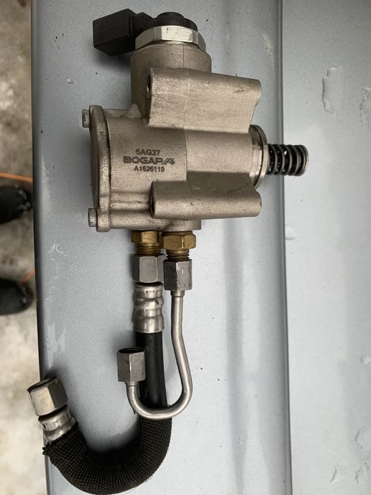 Двигун  3.6 бензин   Порш ,  тоурек , ауді