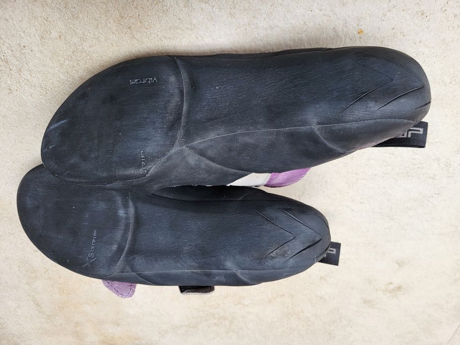 Buty wspinaczkowe TRIOP r. 39,5 (UK 6)