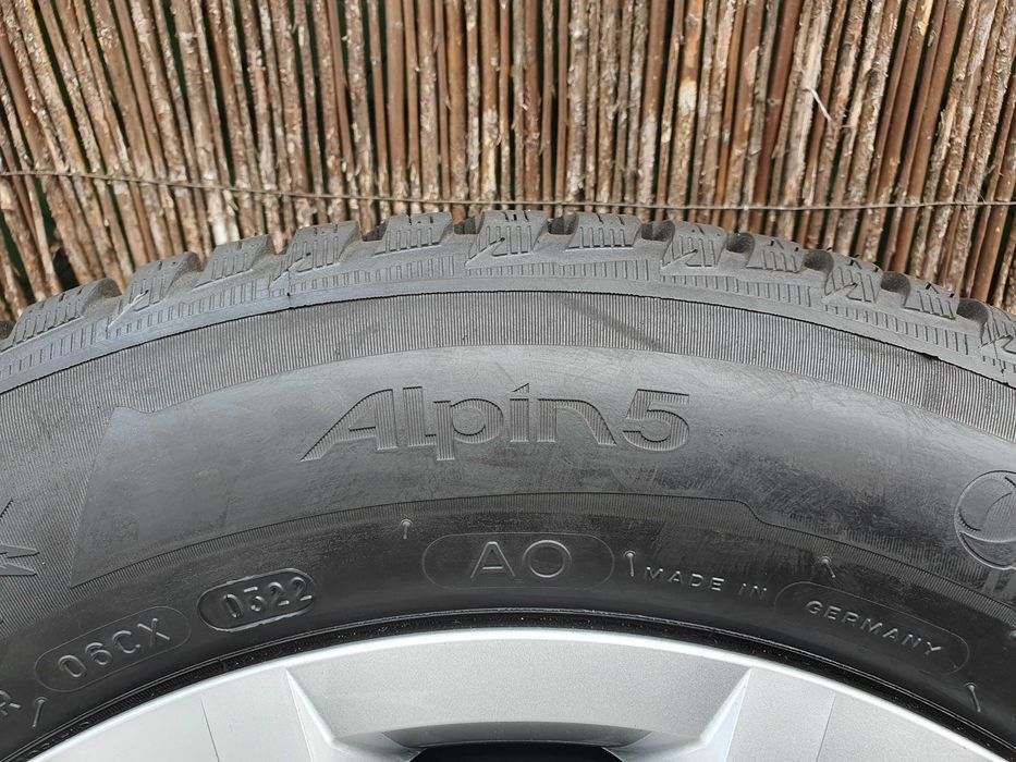 4x Oryginalne koła 16-stki VW 5x112 Michelin 205/60/16 92H 8,1mm 2022r.
