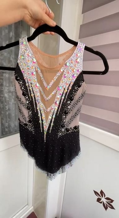 czarny strój startowy