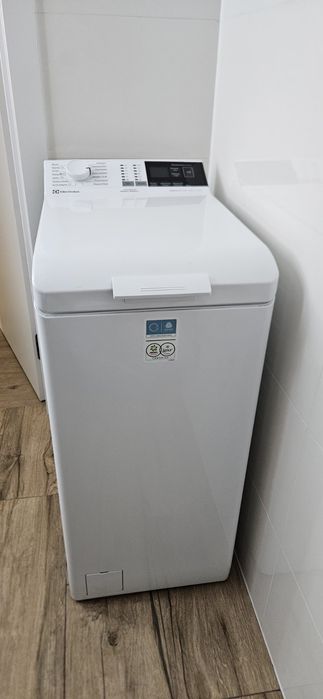 Пральна машина Electrolux EW6T406U