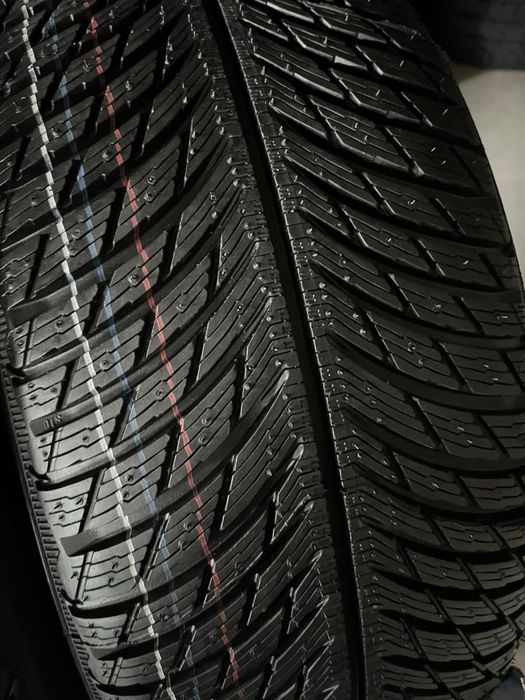 235/55/17 R17 Michelin Pilot Alpin 5 4шт нові зима