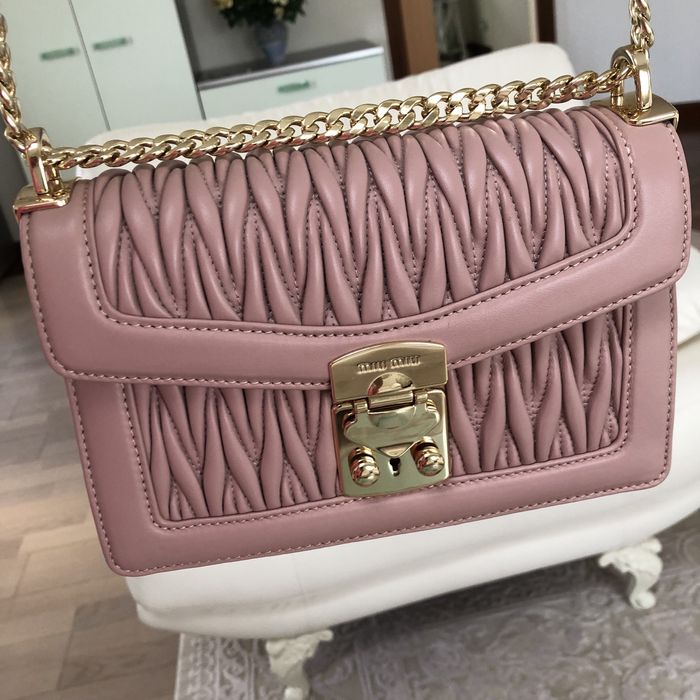 Сумка Prada Miu Miu Confidential