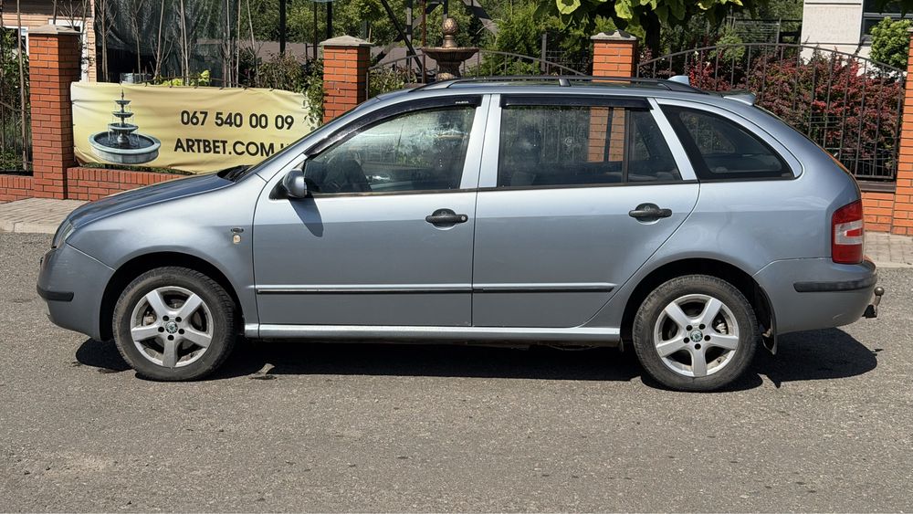 Продам Skoda Fabia в хорошом состояние