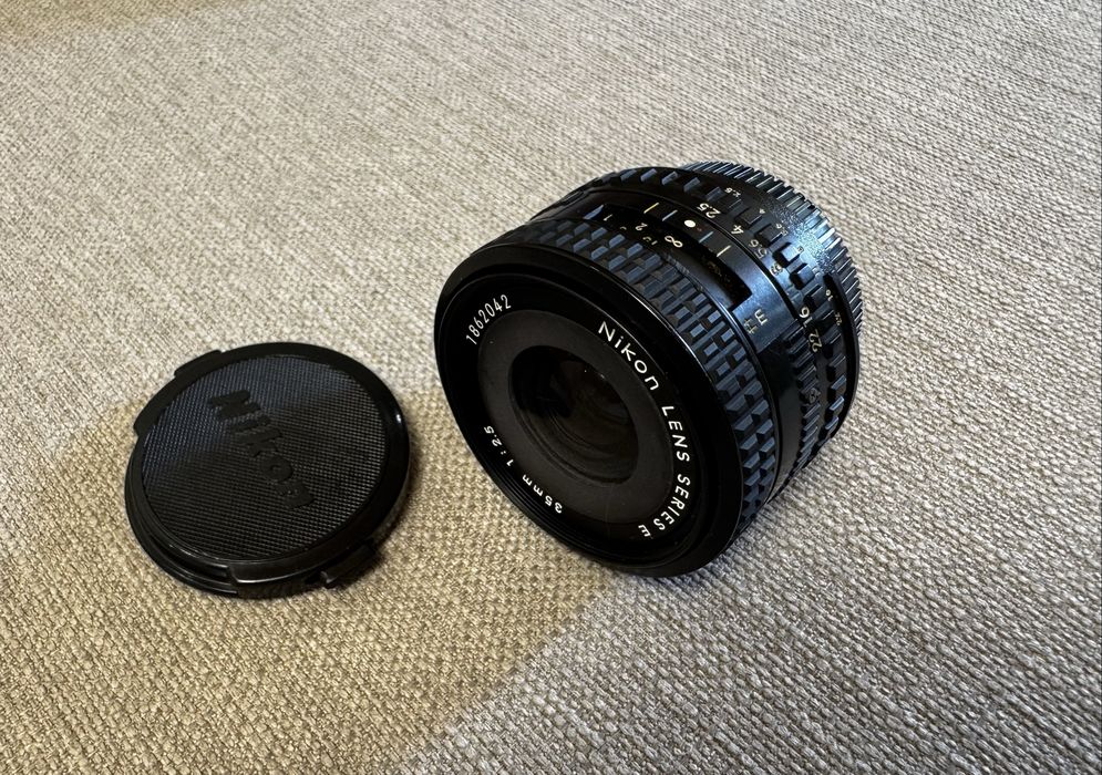 Объектив Nikon Series E 35mm f/2.5