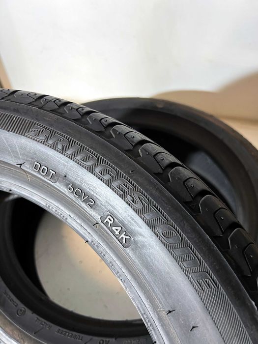Pneus Bridgestone Turanza T001 - 215/50/18 - Como NOVOS