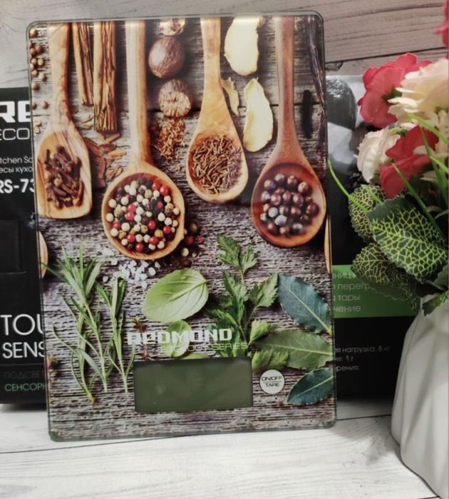 Весы кухонные Redmond