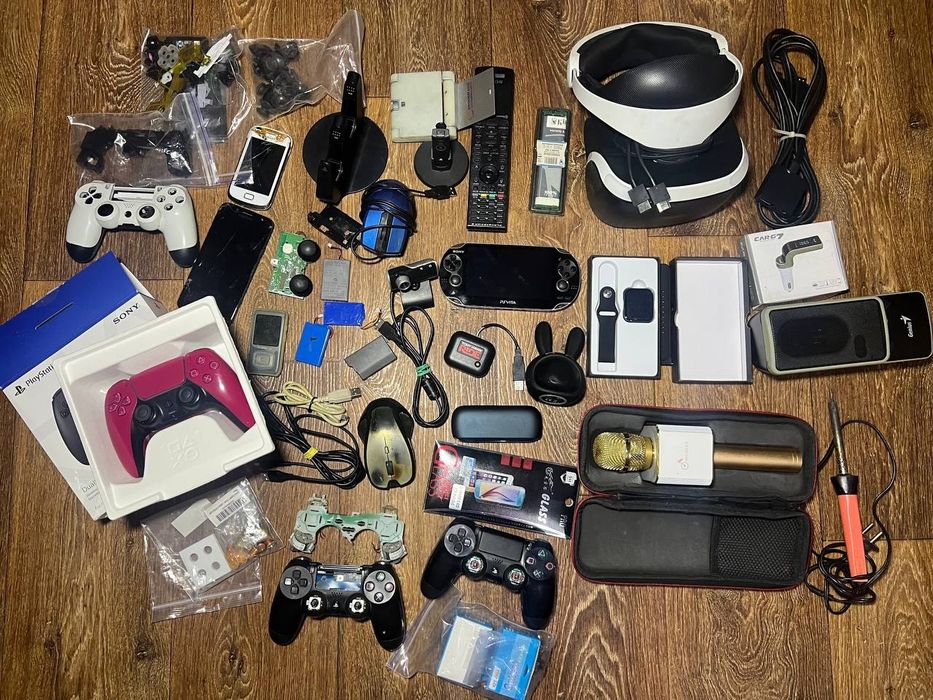 На ремонт или розборку Джойстики , Playstation 3 / 4 hdd 2.5 micro sd