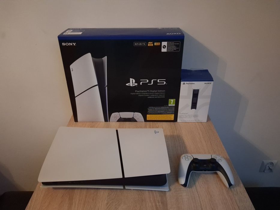Konsola Sony PlayStation 5 Slim Digital + stacja ładująca PS5