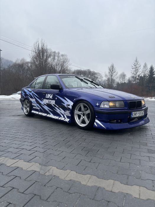 Sprzedam bmw e36 2.0i