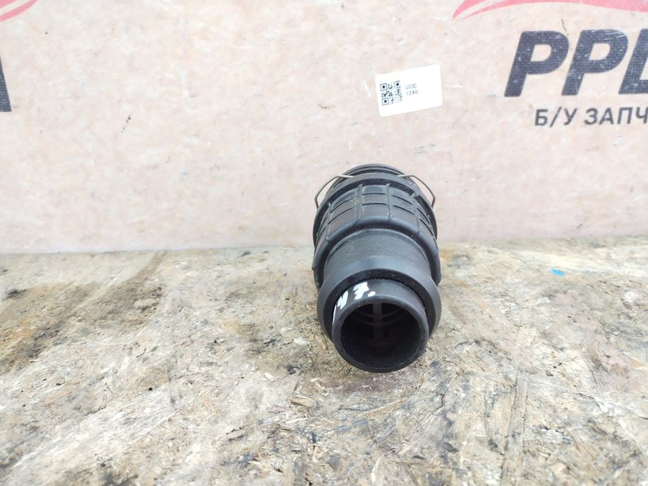 Chevrolet Cruze II J400 2016- резонатор патрубок турбины интеркулера