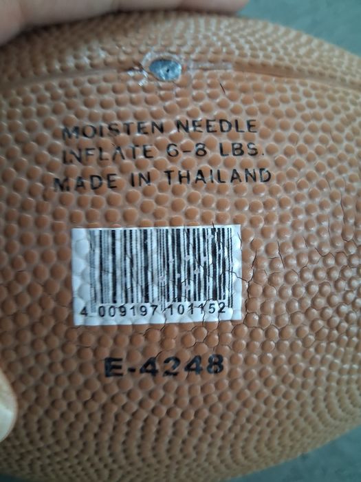 Piłka do rugby dobry stan