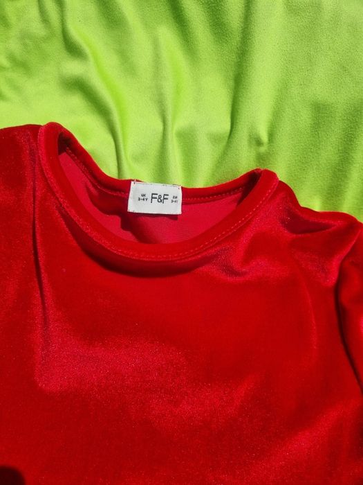 Тепла сукня для дівчинки