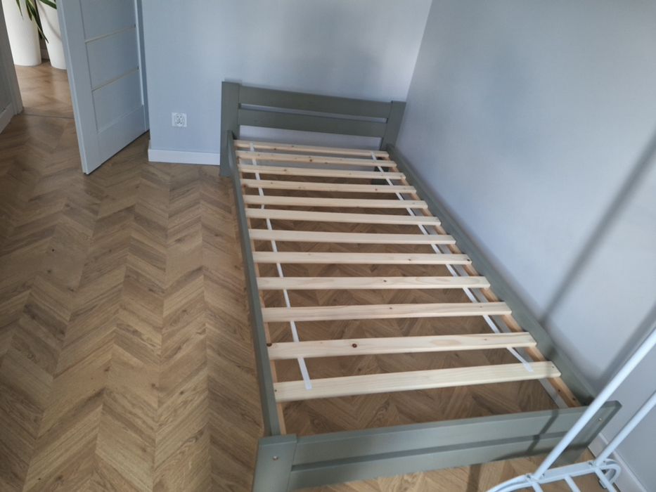Rama łóżka, łóżko sosnowe szare