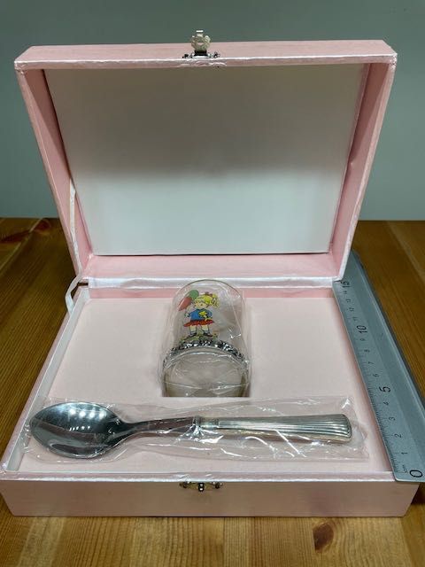 Copo e colher prata bebé