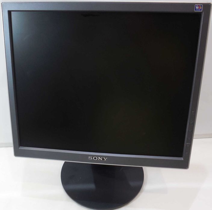 Монітор Sony SDM-S75D.